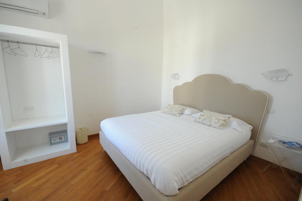 Maremaris B&B Трани Экстерьер фото